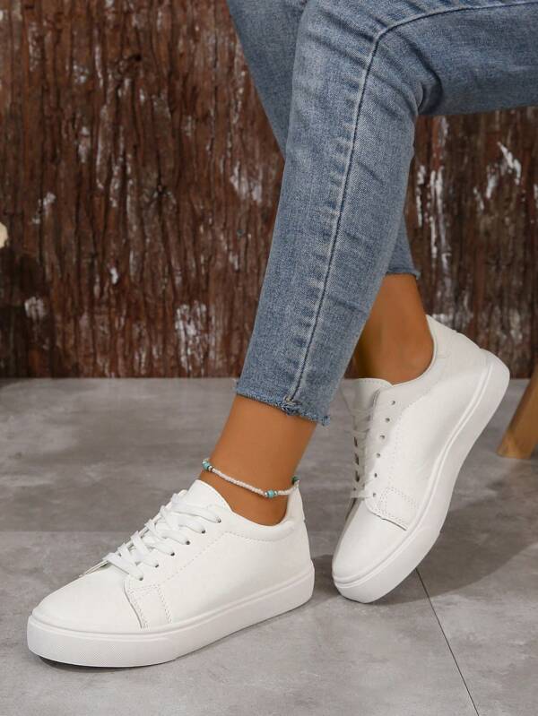 Linda | Soft White Sneakers