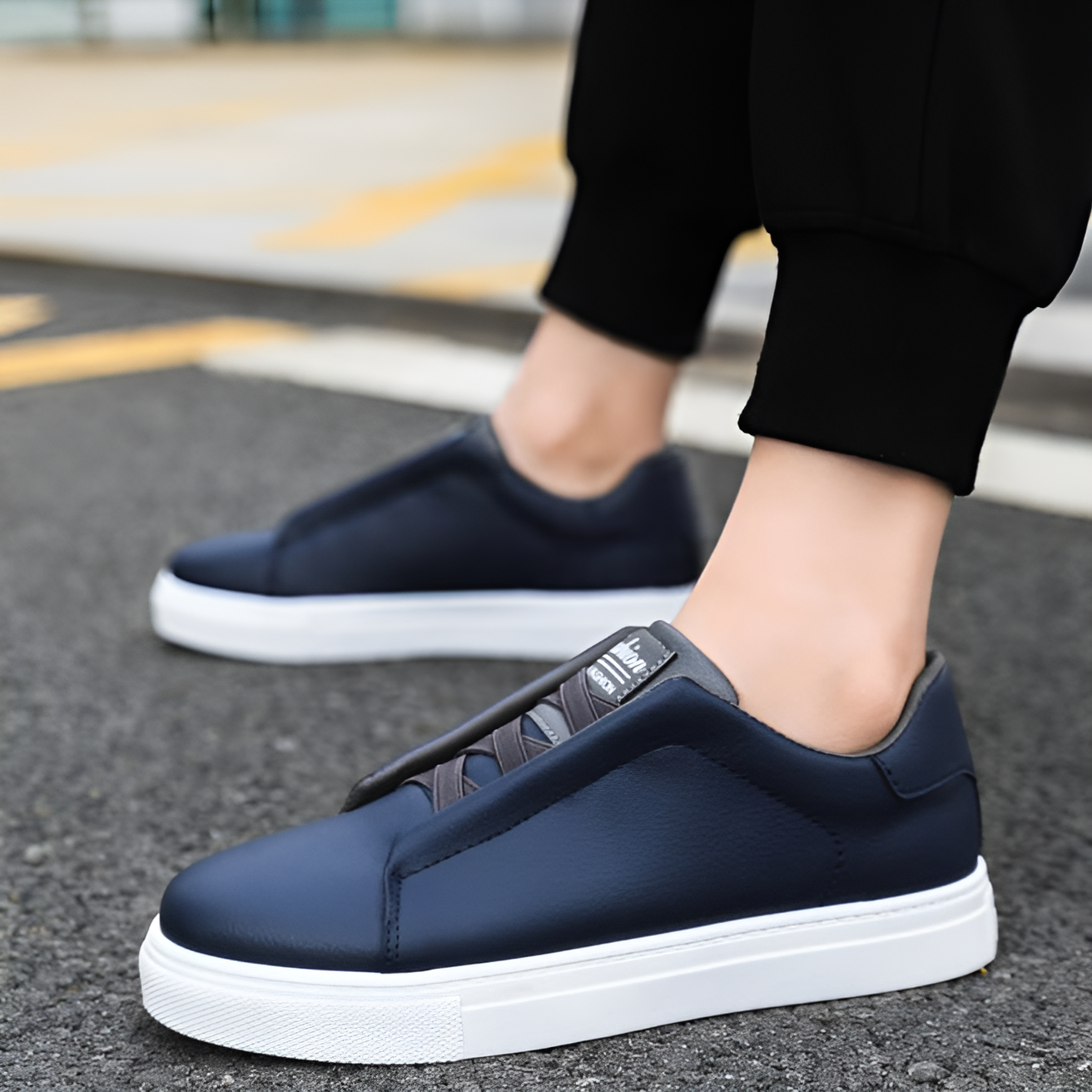 Leo | Timeless Classic Men's Sneakers