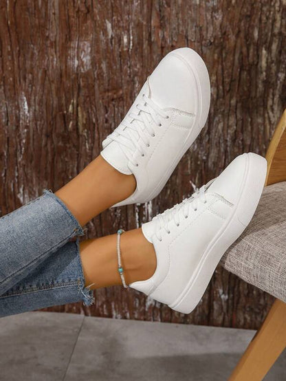 Linda | Soft White Sneakers